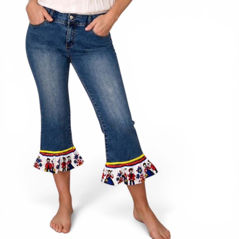 Bandolino Mandie Custom Crop Jeans Blue Denim Folk‎ Art Ruffle Hem Womens 6